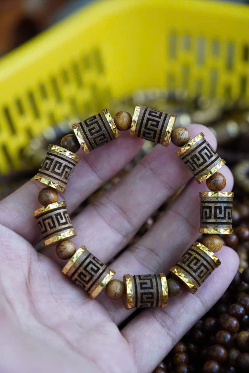 Trầm Hương Tốc Vườn