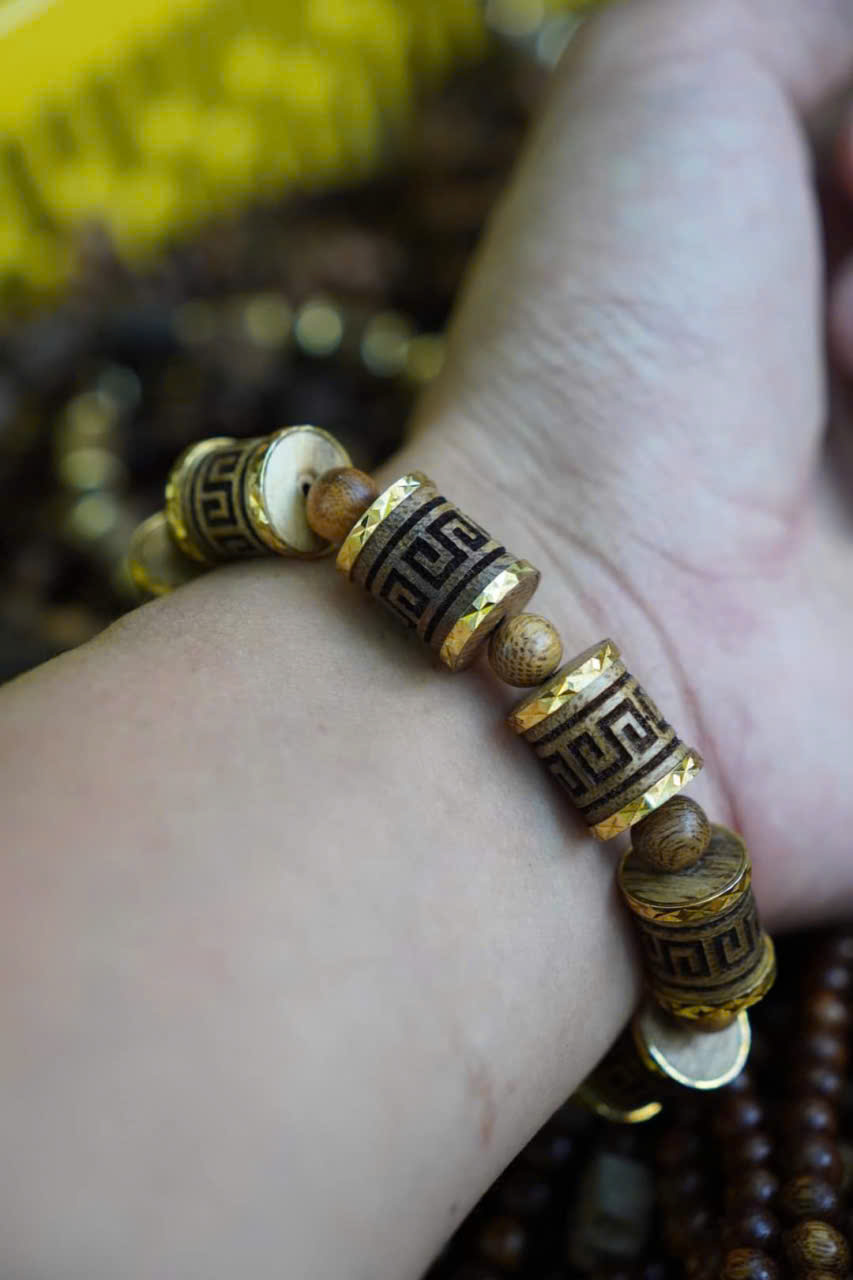 Trầm Hương Tốc Vườn