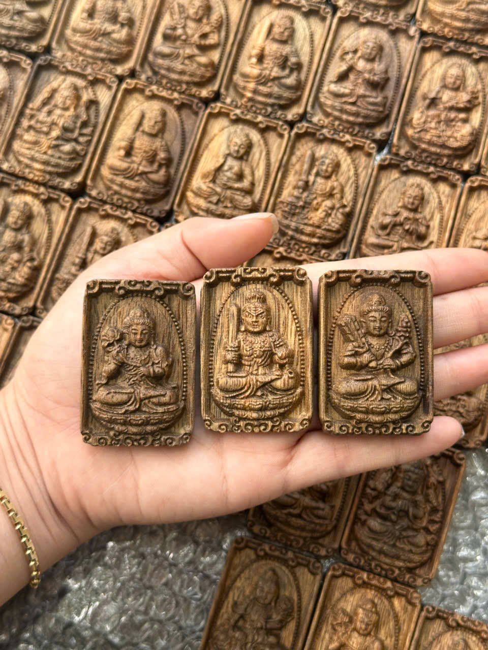 Mặt dây chuyền phật bổn mệnh