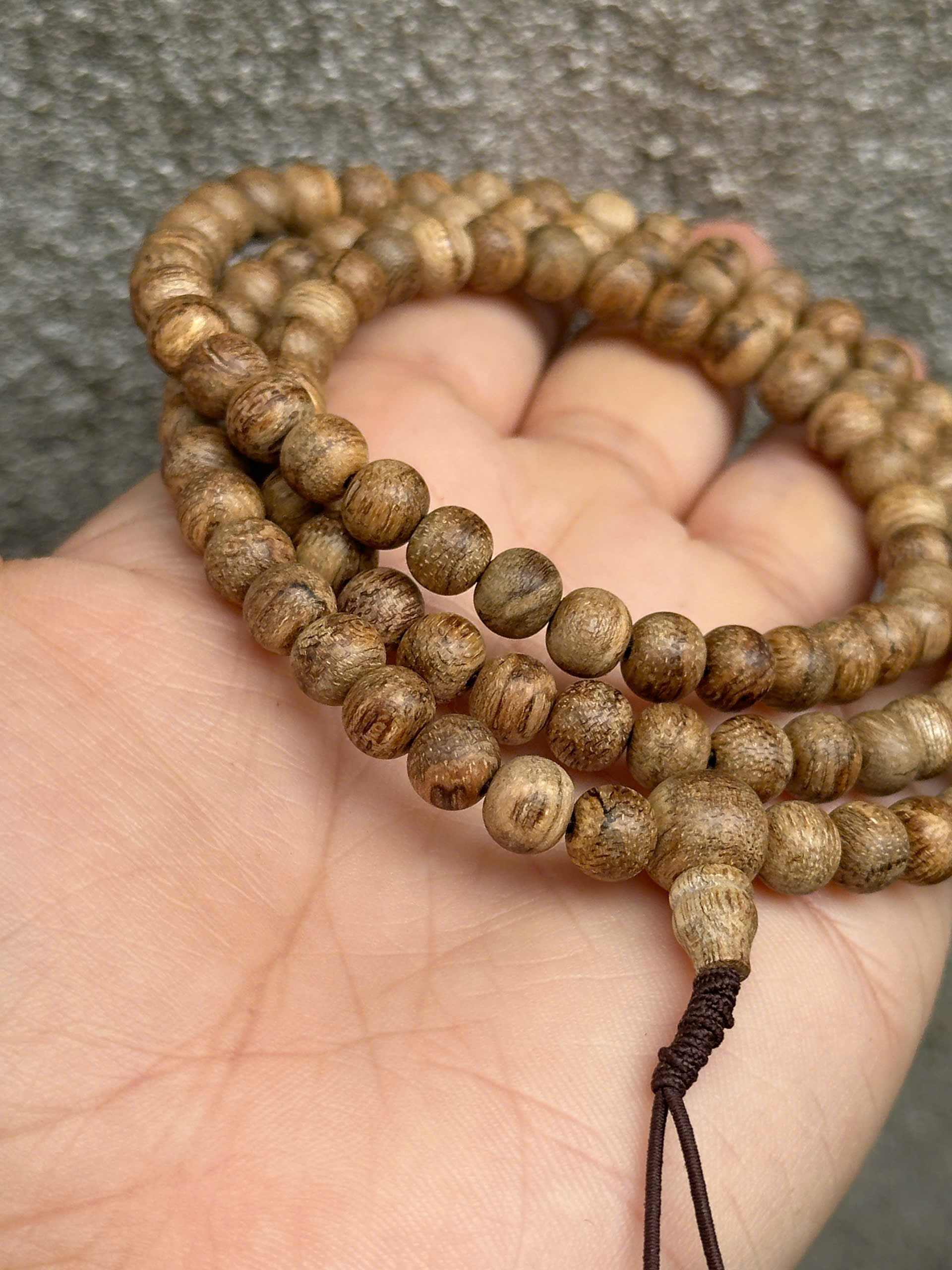 Vòng108 hạt 6li bông