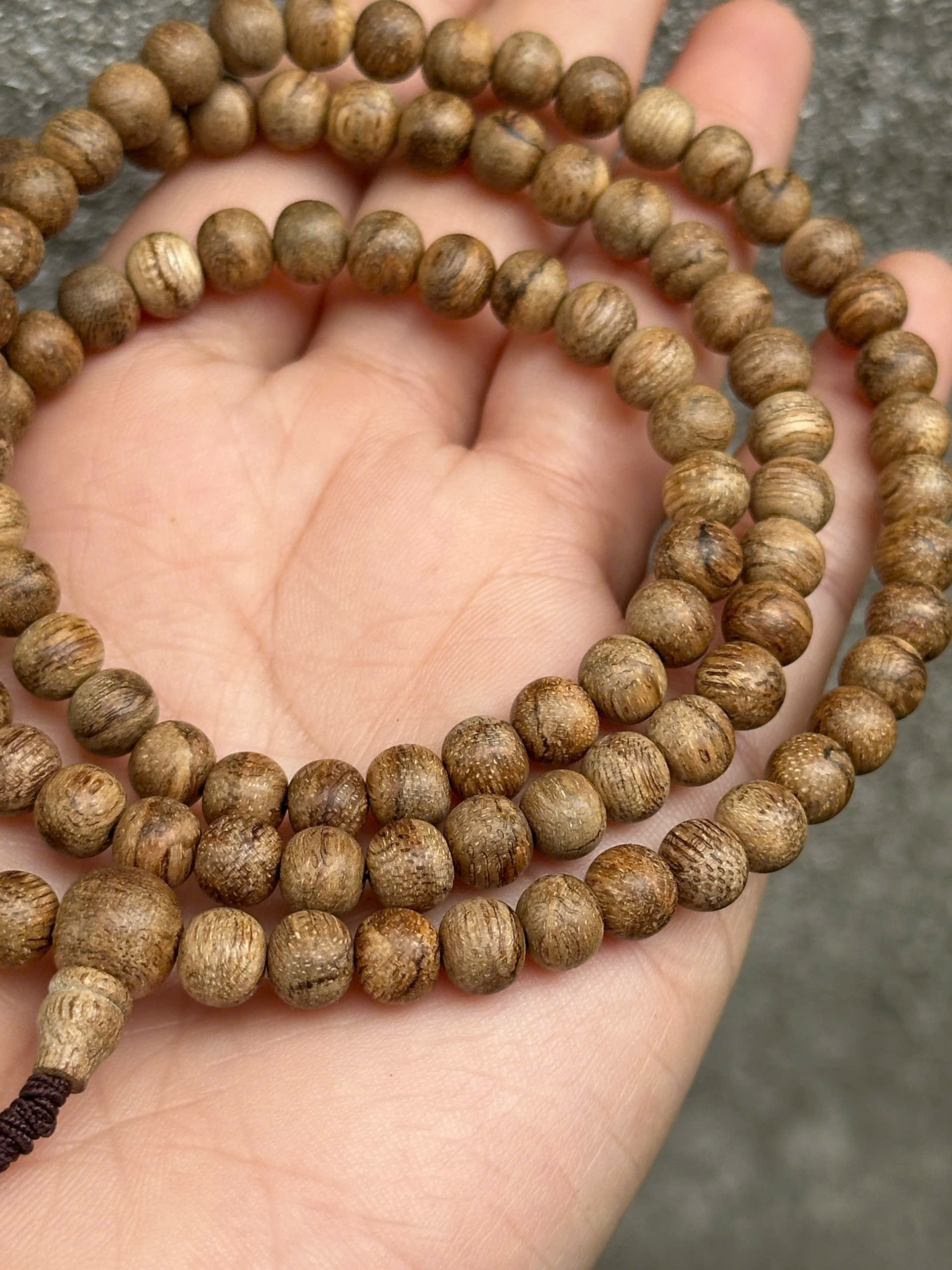 Vòng108 hạt 6li bông